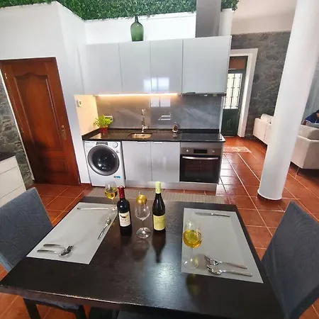 Local - Nosso Mascouto * Funchal (Madeira)