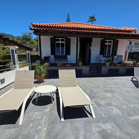 Local - Nosso Mascouto * Funchal (Madeira)