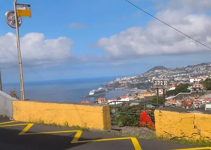 Local - Nosso Mascouto Hébergement de vacances Funchal (Madeira)
