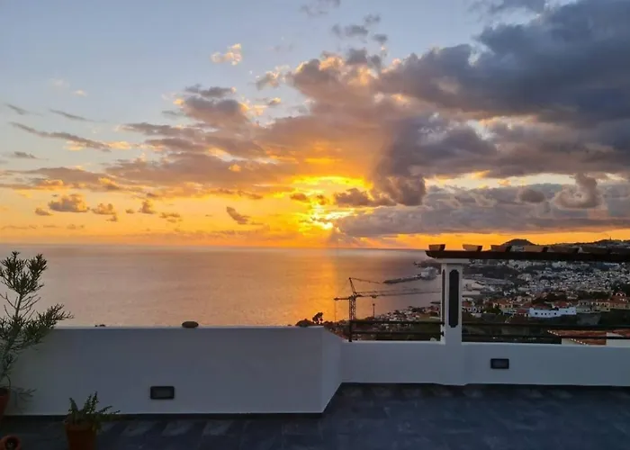 Local - Nosso Mascouto * Funchal (Madeira)